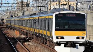 【速報】新宿駅で車いすの無理乗車で火花。さらに馬喰町で刃物男が出現と市ケ谷駅で駅員が暴行されるなど都内が大荒れ