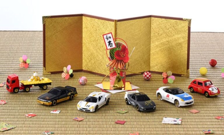 幸運を運ぶミニカー、縁起の良いモチーフをちりばめた「百福トミカ」がくじ形式で登場！