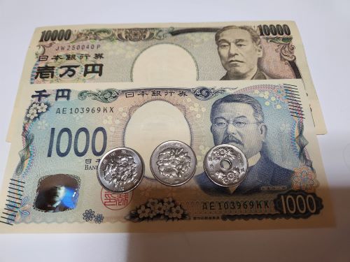 【物議】生活保護受給者「言っちゃ悪いが、◯◯って現代の合法奴隷制度だろ」