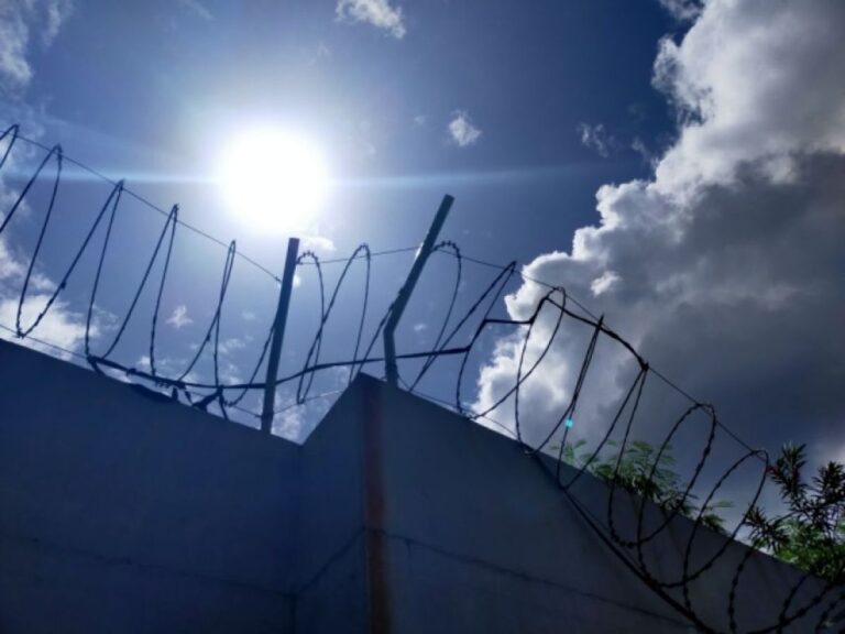 刑務所から脱獄することが合法の国が複数存在する。その理由とは？