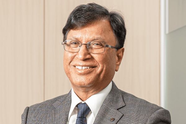 【大炎上】インド出身の亀田製菓会長「日本はさらに多くの移民を受け入れる以外に選択肢はない」→ネットの拒絶反応がヤバすぎる