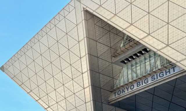 【C105】『コミケ105』2日間で30万人が来場！！寒い中お疲れ様でした！！