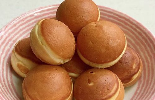 【画像】ベビーカステラを買いに来た女子大生、店主のおじさんに「この後ヒマ？」と誘われる　→　「ナンパかよ」と思ったら、まさかの◯◯◯に突入ｗｗｗｗｗ