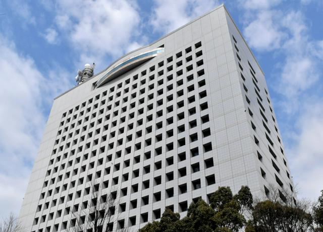 総理官邸事務官の男(40)、中学生2人に4000円渡してスケベ行為　→逮捕