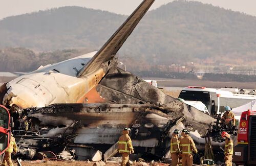 韓国・務安空港で旅客機事故、179人死亡 生存者2人「韓国の航空史上最悪の事故になった」