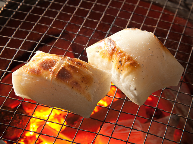 【白い悪魔】若者でも餅に要注意！？ 餅は喉で詰まることがあるだけではなく…