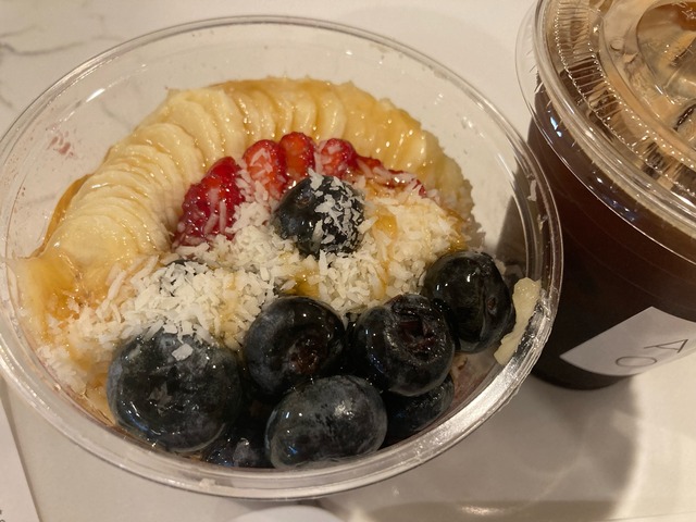 ハワイの朝メシ3000円ｗｗｗｗｗｗｗｗ