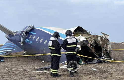 【旅客機墜落】プーチン大統領、アゼルバイジャン大統領に謝罪するも軍が撃墜したのかについては言及せず