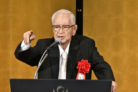 【訃報】読売新聞グループ本社の代表取締役主筆・渡辺恒雄さん、98歳で死去　　「ナベツネ」の通称で知られ、政界やプロ野球界にも深い影響を与える