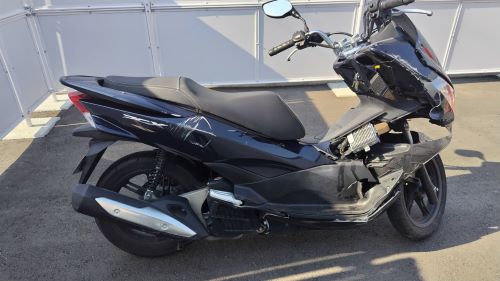 【動画】バイク乗り「この事故で右足を切断しました。乗っていたバイクも無残な形で廃車です」←どうすりゃいいんだこれ・・・