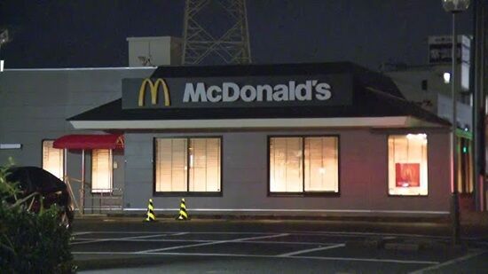 マクドナルドで中学生が刺された事件、犯人が見つからず→地元北九州ではパニックが起こっているらしい・・・