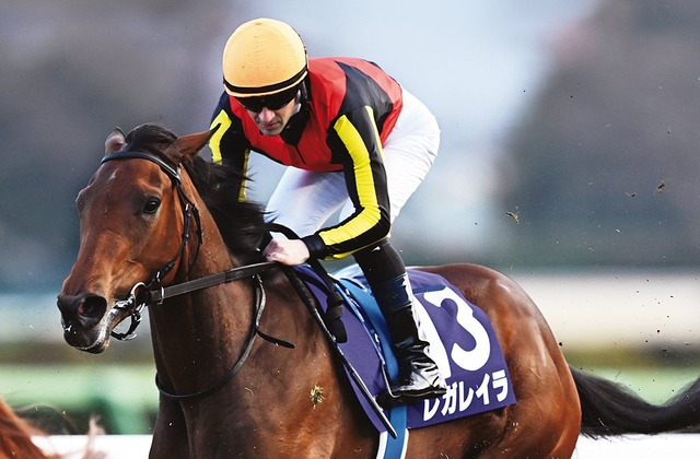 【快挙】有馬記念でレガレイラが64年ぶりに3歳牝馬で勝利！！ ファン投票で参戦できた人気馬