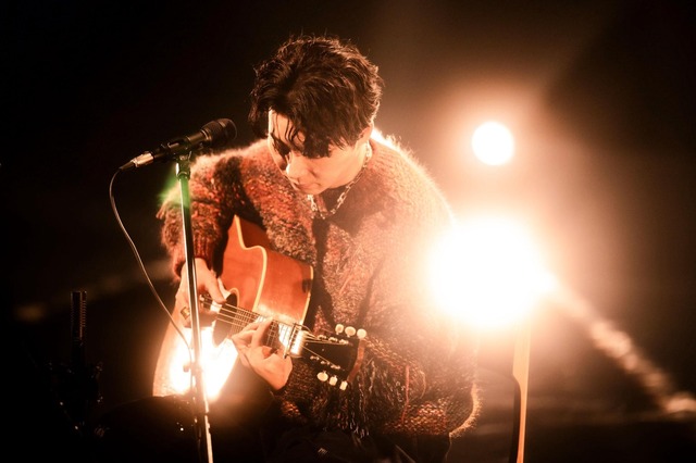 【悲報】キャンセルカルチャーで曲目を変更された星野源さん、歌う前に15秒沈黙