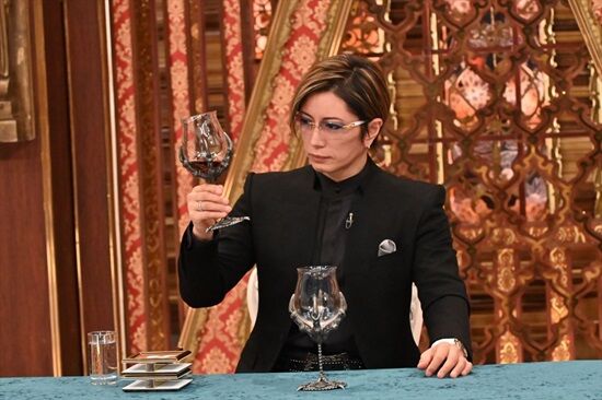 X民「GACKTの格付け81連勝はありえない。全ての問題を95%で確信していても、81連勝する確率は1%程度しかないんだよ？」