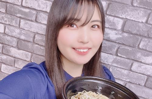 【画像】声優・大坪由佳さん「起きてから1番最初にとった水分がコレ」パシャッ　→　あまりにレベルが高すぎてネット騒然！これはｗｗｗｗｗ