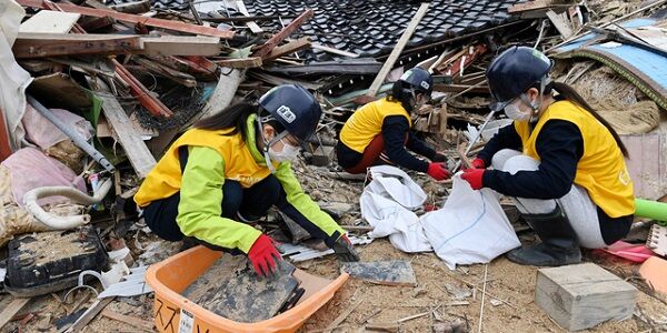 能登半島「素人がボランティアに来るなよｗ」→能登半島「来るなとか言ってごめんなさい！やっぱり来てください！助けて！」