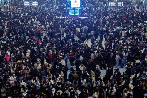 中国、過去最多となる『のべ90億人』が旧正月の連休で大移動へ・・・中国さん、また呼吸器系のウィルスが感染拡大してましたよね・・・？