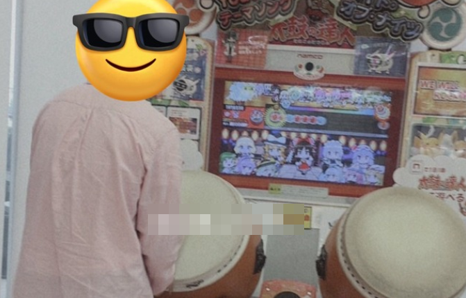 女子高生「同じクラスの男子が太鼓の達人してる！盗撮しちゃおｗ」ﾊﾟｼｬｯ → 凄いことになるｗｗｗｗｗ