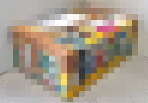 「実家から荷物が届いたんだけど、箱に◯◯がめちゃくちゃ貼ってあって怖かった」→なにこれやべええええ！！