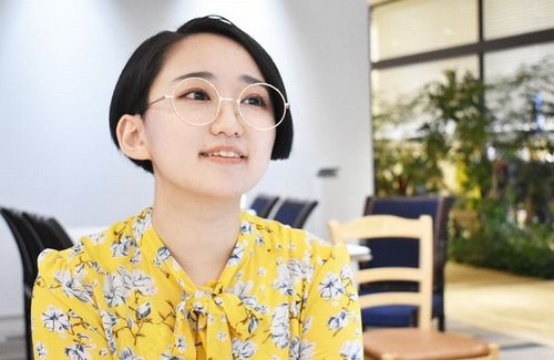 【画像】人気声優・悠木碧さん、トレードマークのクソデカメガネをやめて正統派美人になるｗｗｗｗｗｗ