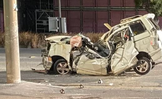 【川崎市】男子高校生（16）が無免許で親の車を爆走 → 電柱に衝突し運転手の高校生と助手席の女子高生が死亡