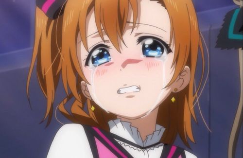 【悲報】女性配信者に気持ち悪すぎるDMが届く！「娘が生理時にタンポン入れるようになって…」