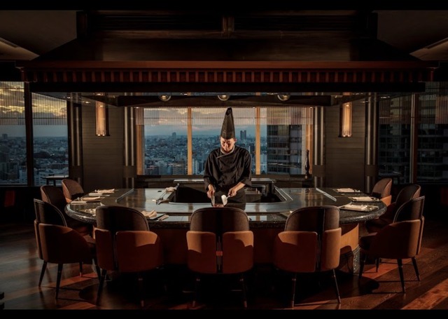 映画で悪役が食べてそうな景色の飲食店ってどこがある？ Xで聞いてみた結果