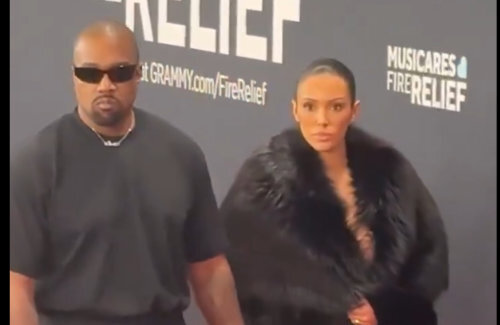 【悲報】ラッパーのカニエ・ウェストさんの妻、グラミー賞授賞式に全裸で登場し非難殺到「禁止する法律はないのか」