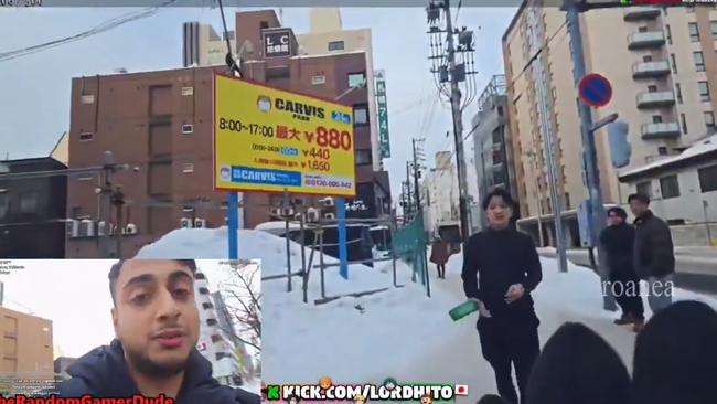 外国人配信者「日本で他人の彼女をラブホテルに誘ってみるわｗ」 → 近くにいた男がブチギレて瓶を持って追いかける → ヤバイことになる・・・