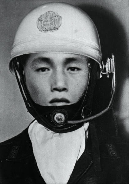 神「ひとつだけ、未解決事件の真相を教えてやろう」←何選ぶ？