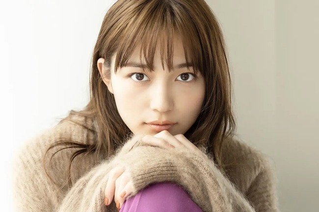 とあるジャニタレさん、女優・川口春奈さんが握ってくれたおにぎりを「あ、大丈夫です」と拒否→さらに「◯◯でしょ」と言い放ち共演者から総スカンを食らうｗｗｗｗｗ