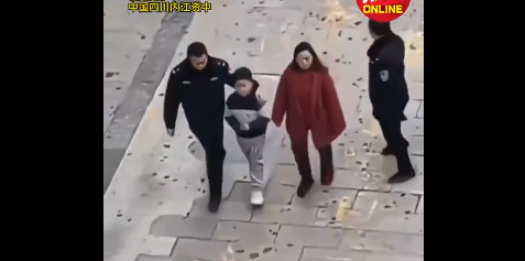 少年「下水道に爆竹投げてみよｗ」→あまりにもヤバすぎる事になってしまう・・・【動画あり】