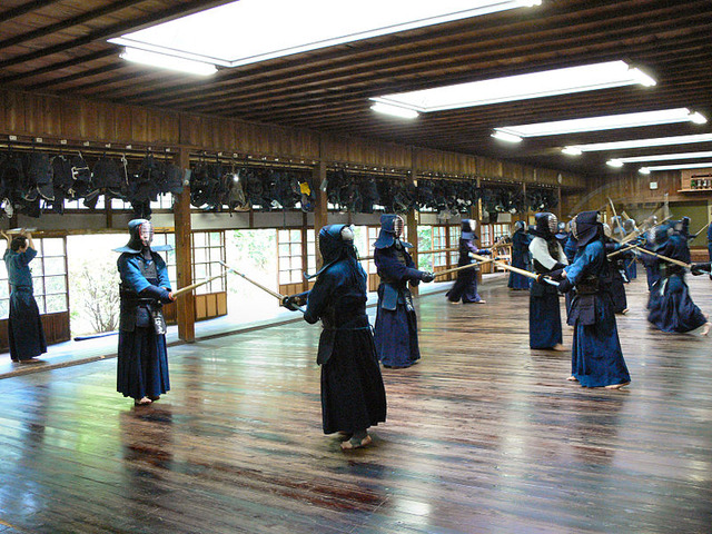 7大、礼儀正しい人間が多いと思う場所「韓国」「自衛隊」「警察」「道場」「野球部」「工業高校」あと一つは何処