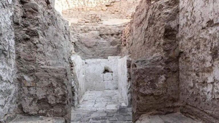 エジプトで3600年前の未知のファラオの墓を発見！