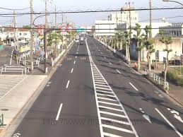 【画像】新青梅のなにもないところで渋滞発生！！ その原因の車が……