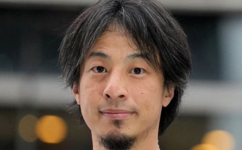 質問者「日本はタトゥーに厳しくないですか？ジムに行けないし、温泉にも入れない。差別しすぎだと思います」→ひろゆき氏、正論でぶった切る