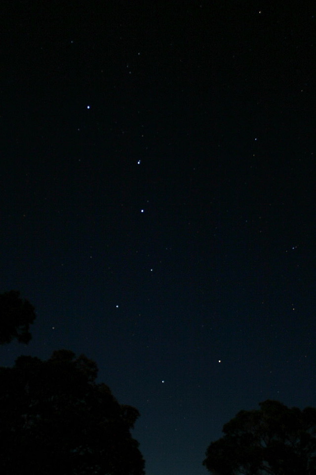 ついに宇宙人発見か？北斗七星方向から2時間おきに謎の電波が地球に向けて発せられているのを国際チームが発見