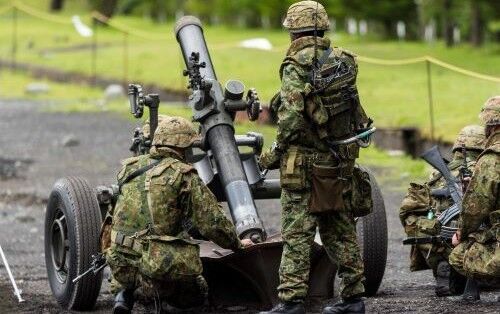 アメリカ政府高官「日本の防衛費が低すぎる！できるだけ早くGDP比3％以上に引き上げろ！」