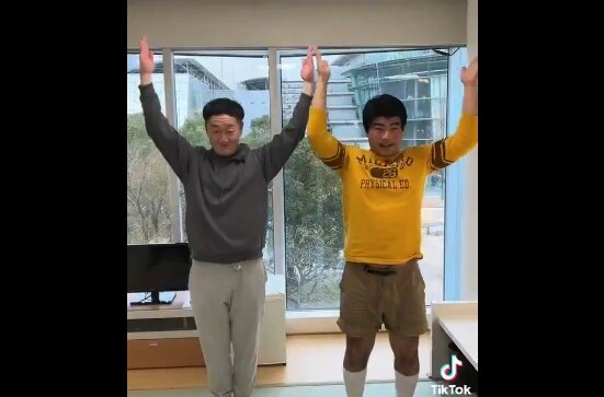 フジテレビがSNSで「野獣先輩ダンス」を投稿するも炎上して即削除……