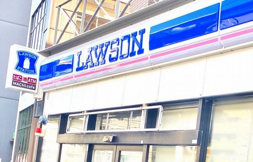【日本の闇】新宿で営業停止になったローソン、中国人店長が詐欺グループと組んで「タバコ4500万円分」を不正購入したうえ、本人はすでに国外逃亡…