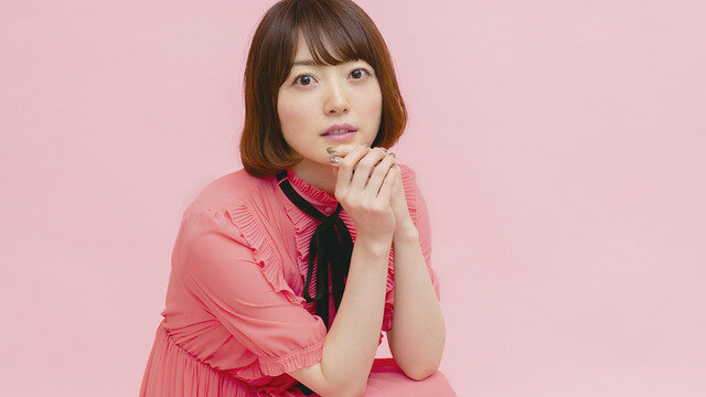 【動画】声優・花澤香菜さんお昼のテレビ番組で「エロ漫画みたい」と口走ってしまう