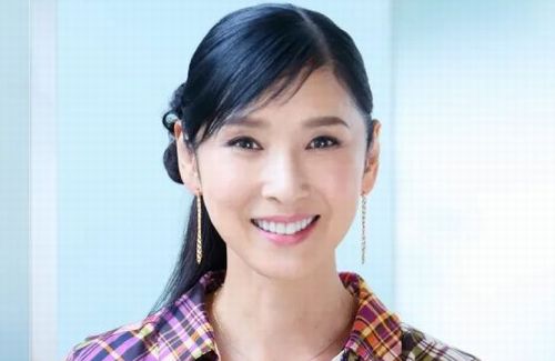 【画像】女優・黒木瞳さん64歳の現在の姿、あまりに信じられない姿で発見されてお茶の間騒然！　「この美しさで還暦過ぎ！？」