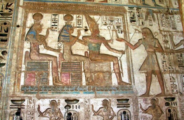 ツタンカーメンの父の時代に築かれたエジプトの古代都市を発見