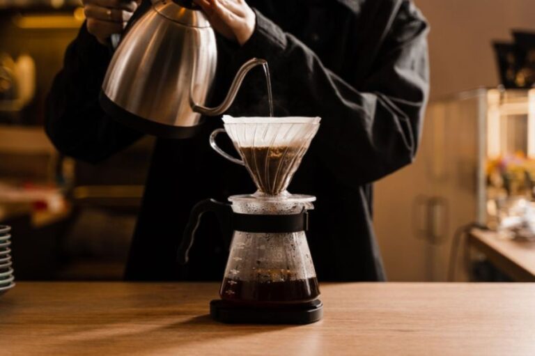 物理学で学ぶ最高の一杯。おいしいドリップコーヒーの淹れ方とは？