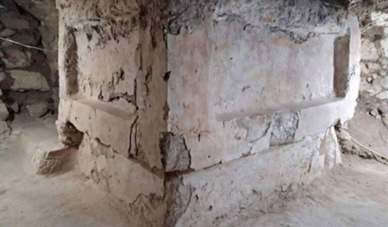 マヤの古代都市で発見された祭壇が示す古代マヤとテオティワカンの衝突の痕跡