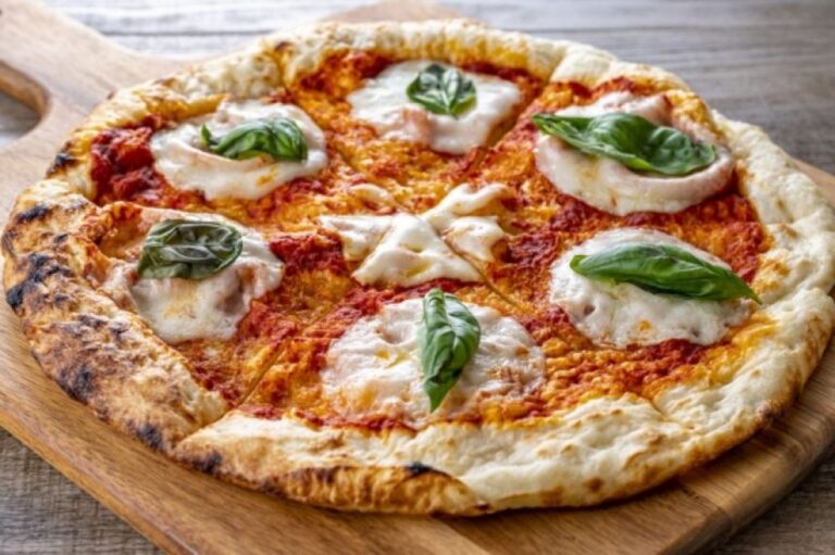 イタリアでもアメリカでもなかった！ピザを最も食べる国ランキングが発表される