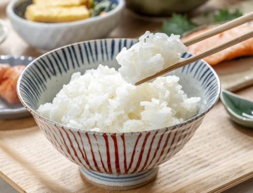 韓国で「コシヒカリ」が4キロ○○円という破格の値段に、旅行次いでに持ち帰る日本人が続出・・・