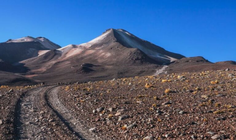 25万年眠っている火山がなぜ動く？ボリビアのゾンビ火山の謎がついに解明　