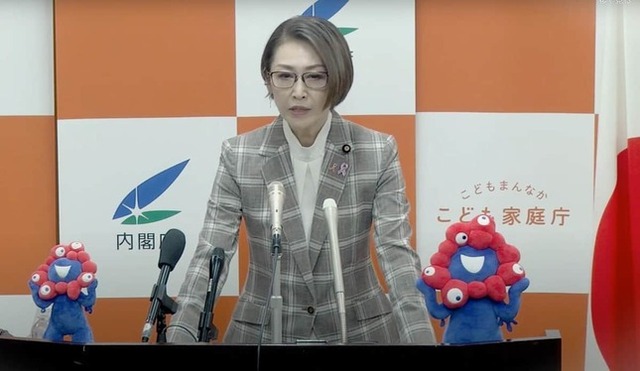 【7.3兆円】三原じゅん子こども相、初の出生数70万人割れに「深刻に受け止めている」 →ツッコミ殺到
