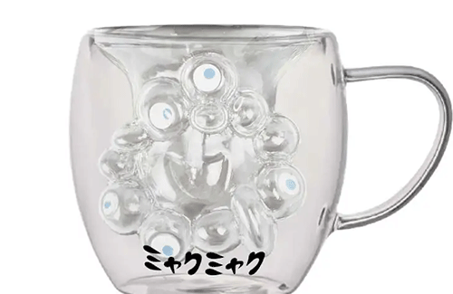 大阪万博さん「飲み物を注ぐとグロめのミャクミャク様が誕生するグラス」を新発売